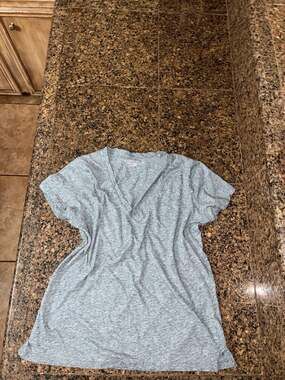 Victoria's Secret Heather Gray Short Sleeve V-Neck Sleep Tee